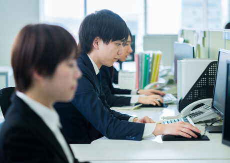 アゼリアヒルズ外観